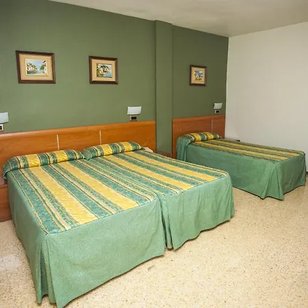 Hotel Naranjos 2*