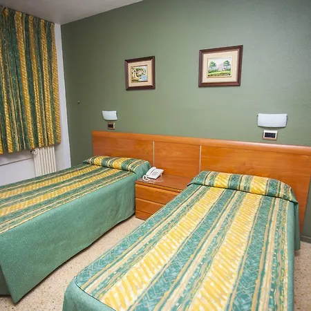 Naranjos Hotell
